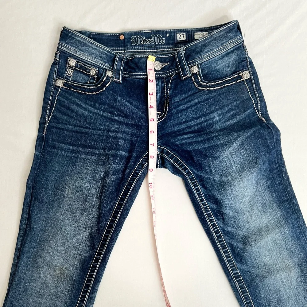 Miss Me  Low Rise Dark Wash Rhinestone Faux Flap Pocket Jean Sze 27 (30X28.5) - Picture 6 of 10